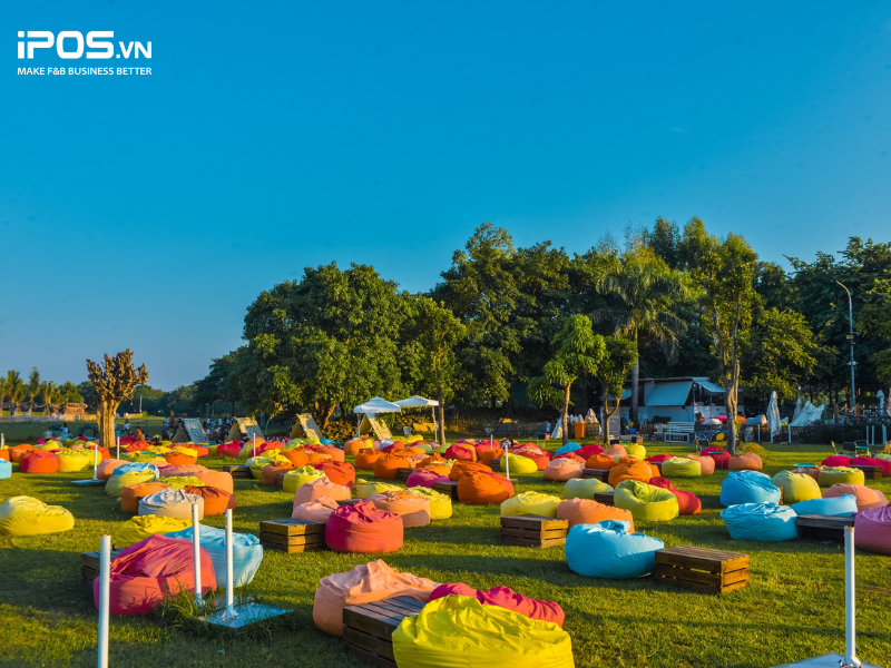 Cafe camping là gì