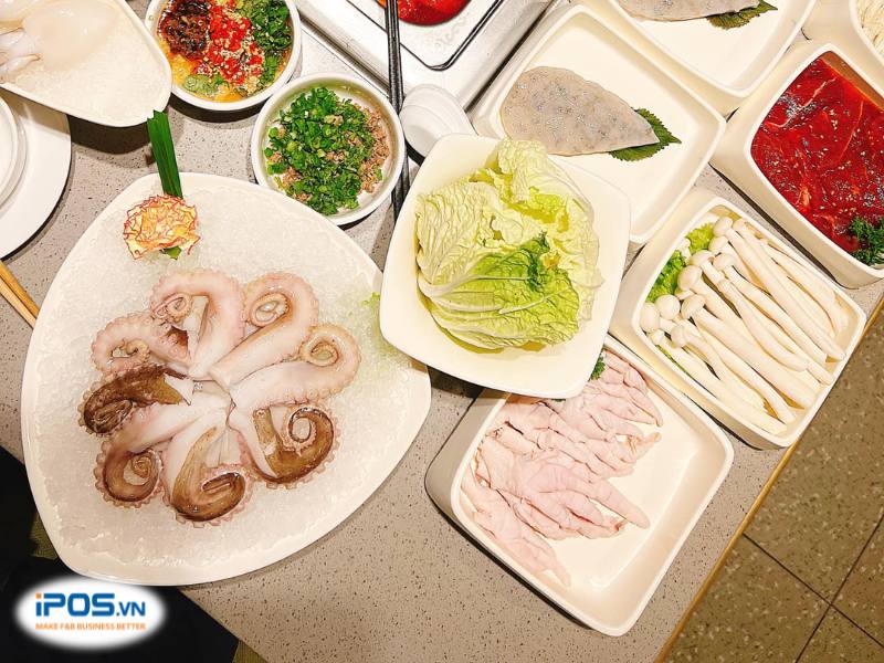 Để đặt bạn tại Haidilao, bạn liên hệ đến số hotline của từng chi nhánh hoặc nhắn tin quan fanpage 