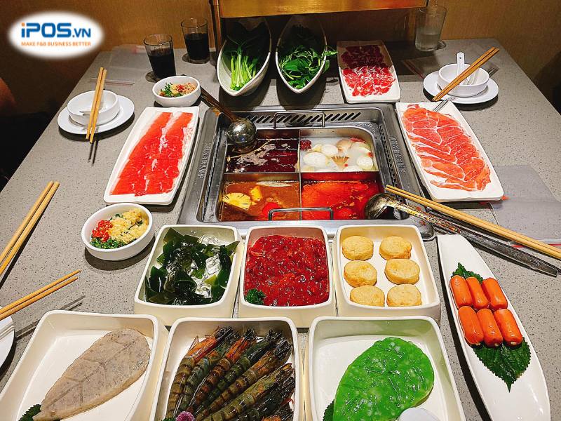 Một số món best-seller khác của Haidilao là lưỡi vịt, bao tử bò, mực phỉ thúy và sò điệp hoàng kim