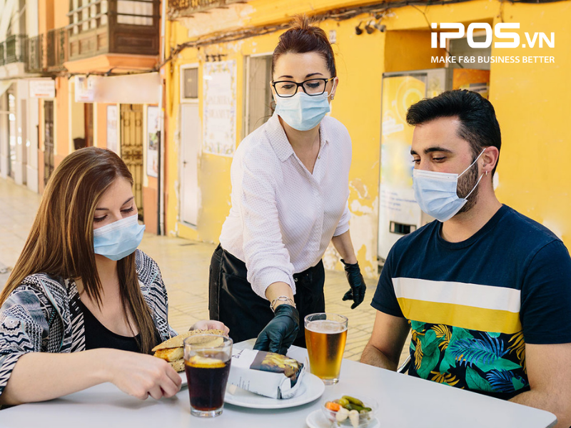 Nhiều khách hàng sẵn sàng ăn ngoài như thời điểm trước khi có dịch
