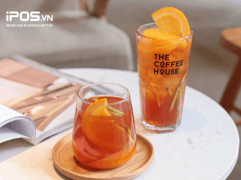Trà đào cam sả là món “signature” của The Coffee House