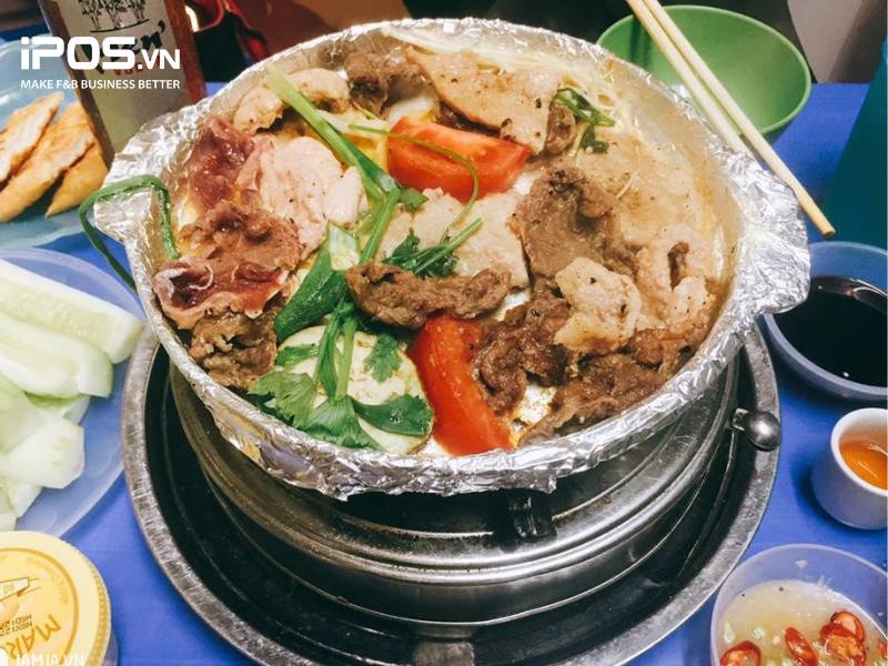 Mô hình quán nướng ngoài trời tại vỉa hè cực kỳ hút khách hàng trẻ vì giá thành phải chăng