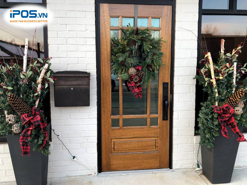 Trang trí Noel cho quán cafe bằng “vật liệu xanh”